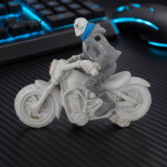 Resin Skeleton Figure Halloween Ornament, Motorcycle Figurines, Durable Matte Finish Outdoor Decor Collectible Statue, for Boy Desktops E-Sports Rooms
