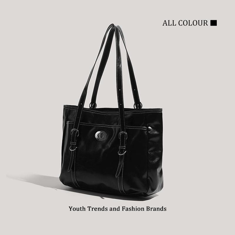Large Capacity Underarm Bag Women's New Loose Sense Fashion Light Luxury Niche High Sense Commuter Bag