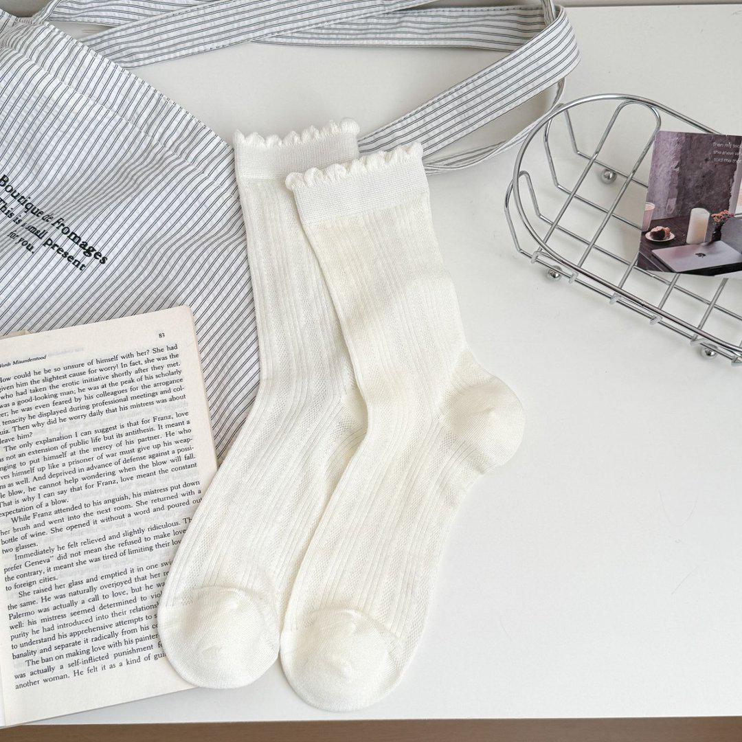 

Women s Lightweight Mid-Calf Ruffled Ballet Socks - Breathable, Odor-Proof & Sweat-Absorbing for Spring/Summer. One Size
