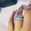 Huajie 2 pezzi/set Anelli Nuziali da Donna Scintillanti Completamente Pavimentati Intarsiati con Zirconi Brillanti Set Regalo per Festa Nuziale Tendenza