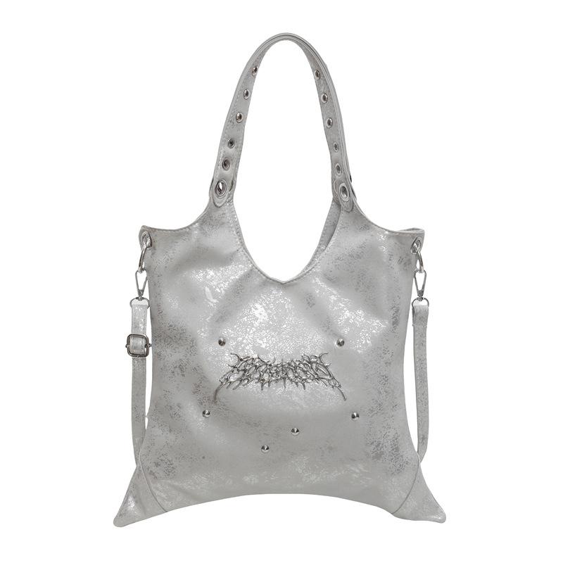 

Niche Design Sense Fashion Tote Bag Women s 2026 New Large Capacity Shoulder Armpit Bag Portable Commuter Messenger Bag серебряный