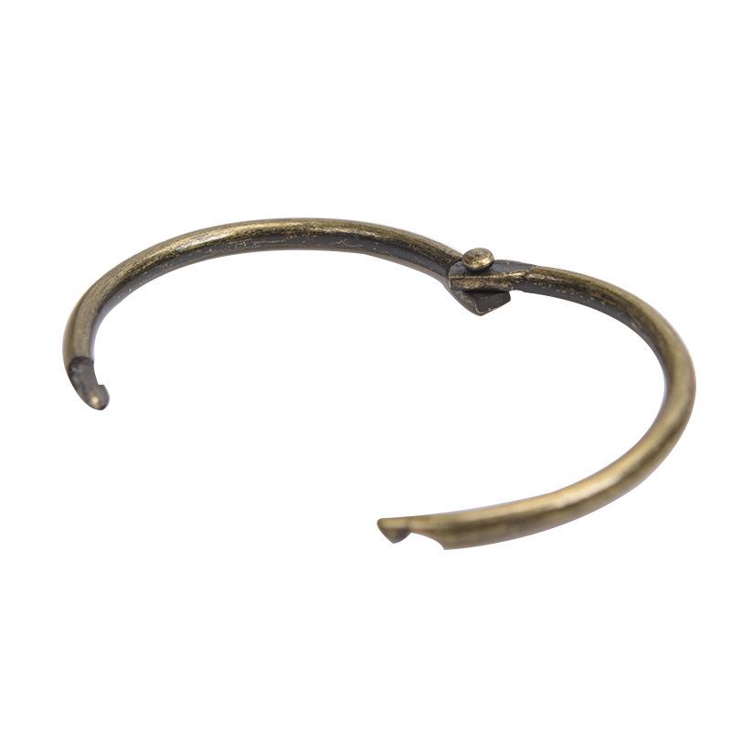 

Среднее открывающееся кольцо для штор, карточек, книг и календарей 76mm Wire 3.7