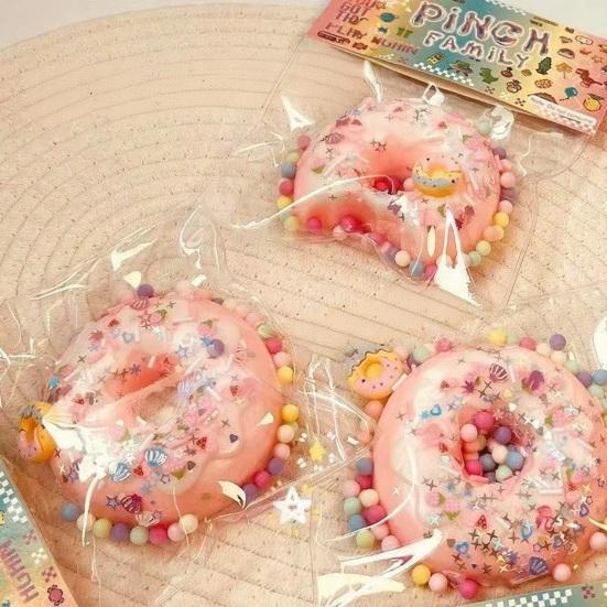 Simulation Doughnut Squeeze Toy Stress Relief Sequin Donut Pinch Sensory Toy Simulated Dessert Fidget Toy Students Office Workers Gift
