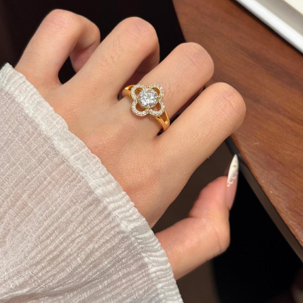 S925 Sterling Silver Four-Leaf Clover Ring with Full Diamonds - Elegant Light Luxury & Versatile Fashion Jewelry
