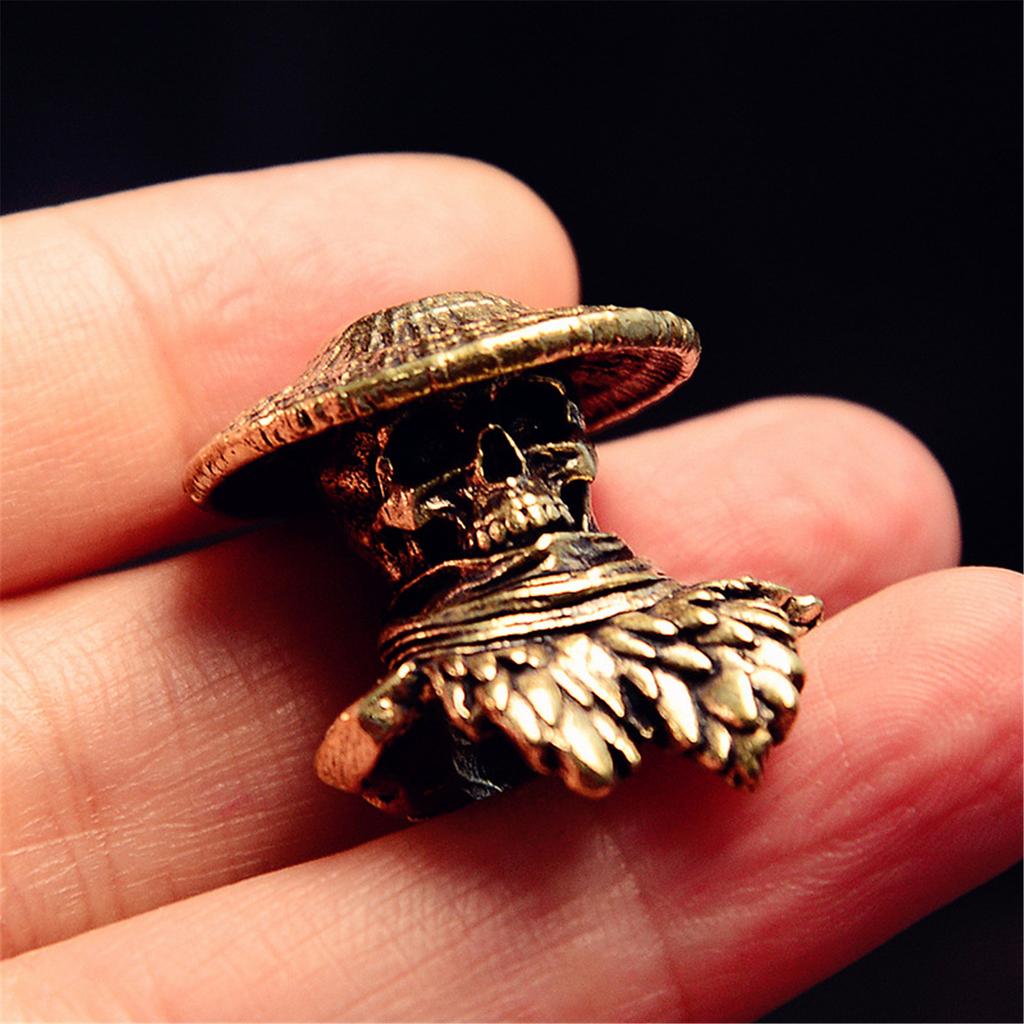 Brass EDC Lanyard Charm Keychain Accessory For Outdoor Enthusiasts And Fashionable Daily Carry Essentials