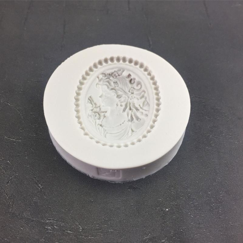 Vintage Victorian-Oval Frame Photo Mold Queens Portrait Seal Fondant Chocolate Candy Mold Chocolate Soap Resin Mold