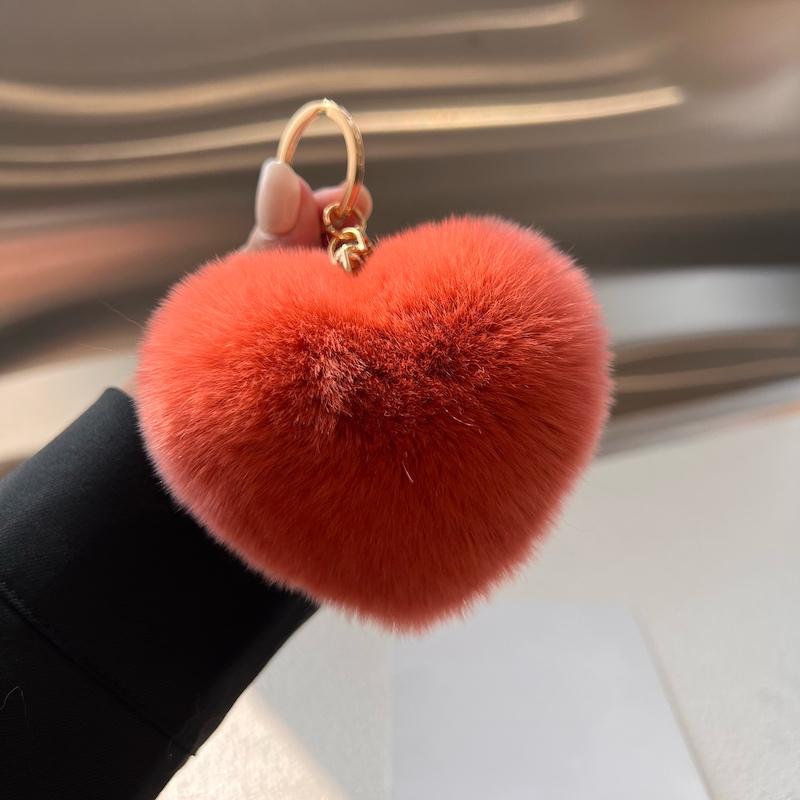 [Cute little love] Real Rex rabbit hair heart-shaped car keychain pendant ins hair pom-pom book bag pendant