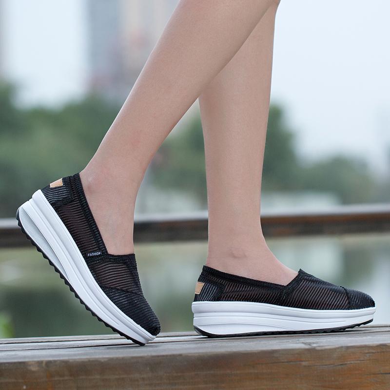 Fashion Women Leisure Sports Comfortable Platform Breathable Mesh Lightweight Summer Walking Shoes Anti Slip Thick Soled Casual Shoes