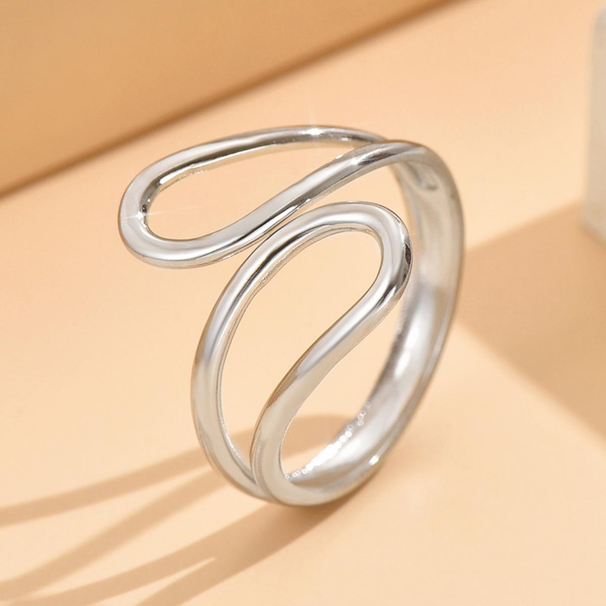 Adjustable Stainless Steel Hollow Water Drop Ring
