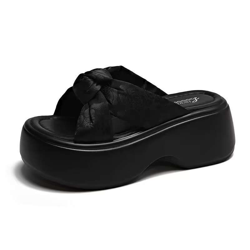 Gentle matching skirt platform slippers women's summer wear 2025 new muffin sandals high heels sandals soft-soled beach shoes