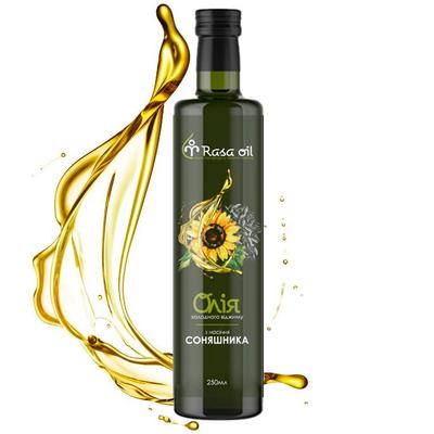 Erstes kaltgepresstes Öl aus Sonnenblumenkernen