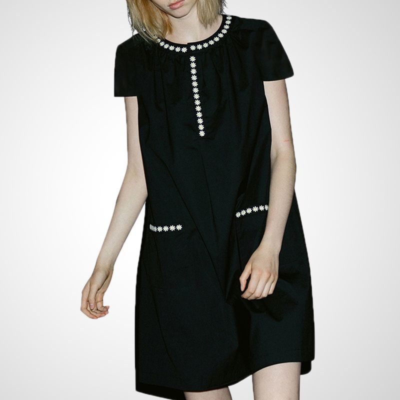 

Elegant Stylish Loose Short Sleeve Waist Trimming Slimming Skirt Black S