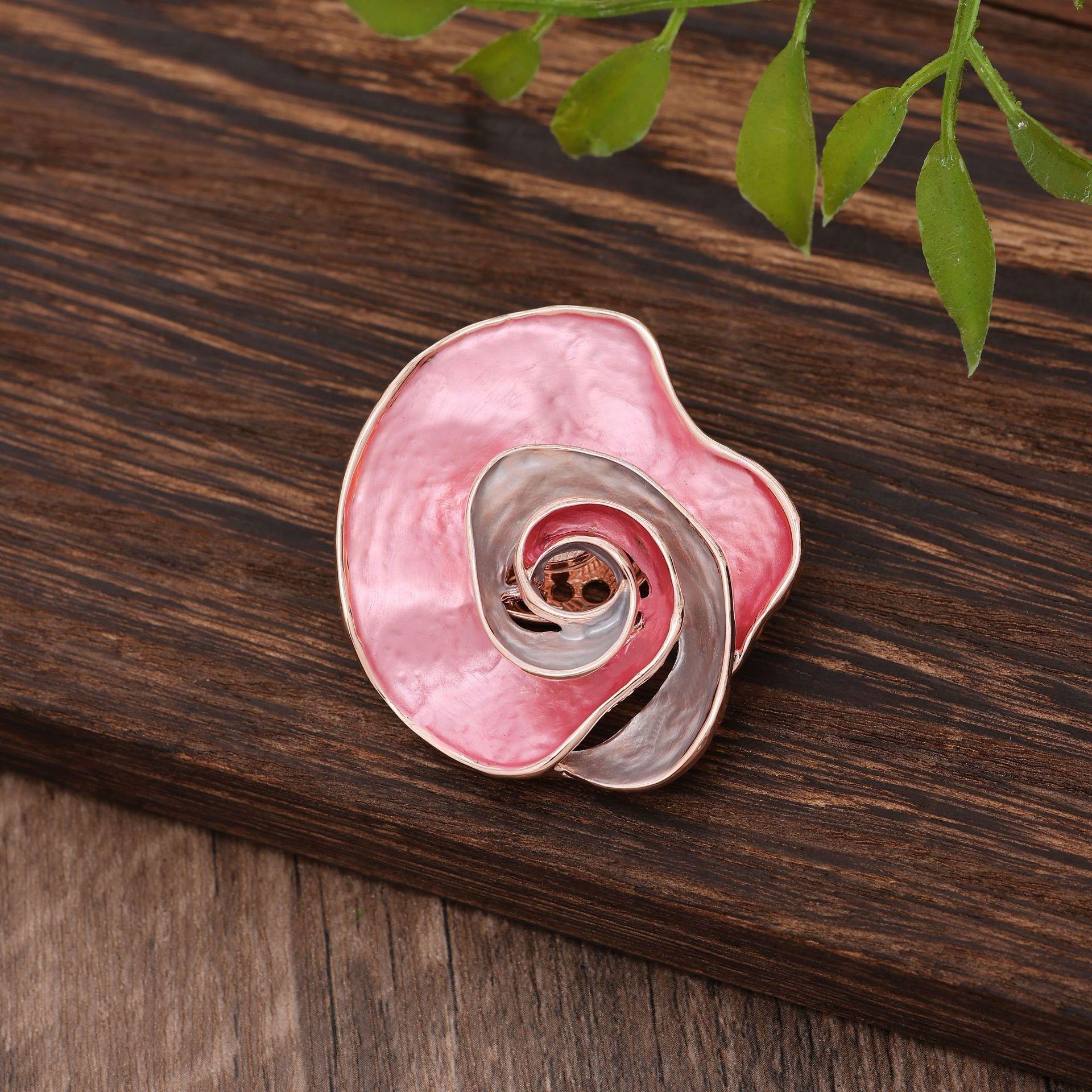 

Эмалевая полая геометрическая брошь-магнит в виде цветка, женская брошь-лепесток в высоком стиле, универсальная