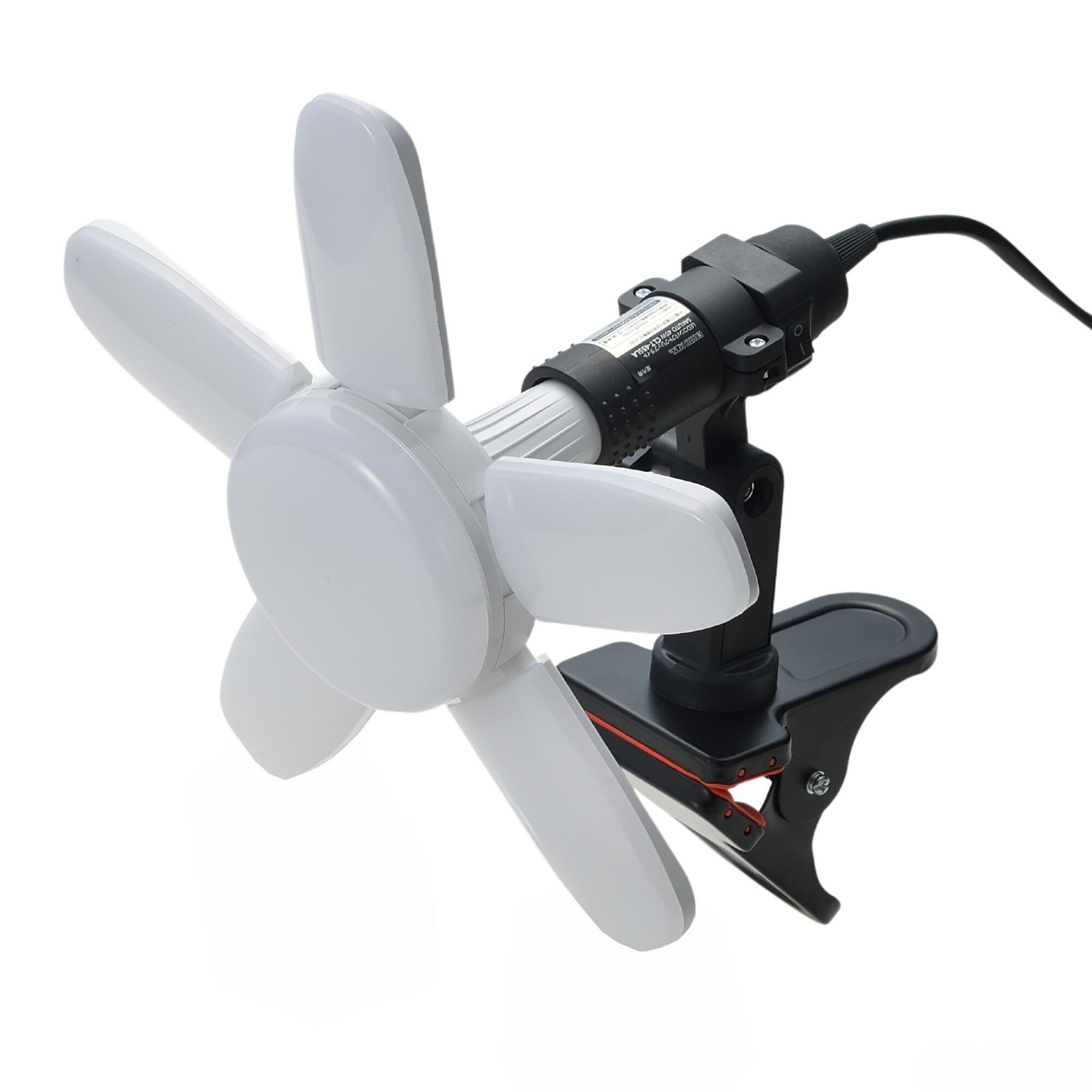 

Takagi EARTH MAN LED Compact Clip Light SAKUTO 45W CLT-45SLA, Magnet-Free, Side-Connected Outlet, Indoor Use [Light Range Changes When Opened/Closed]