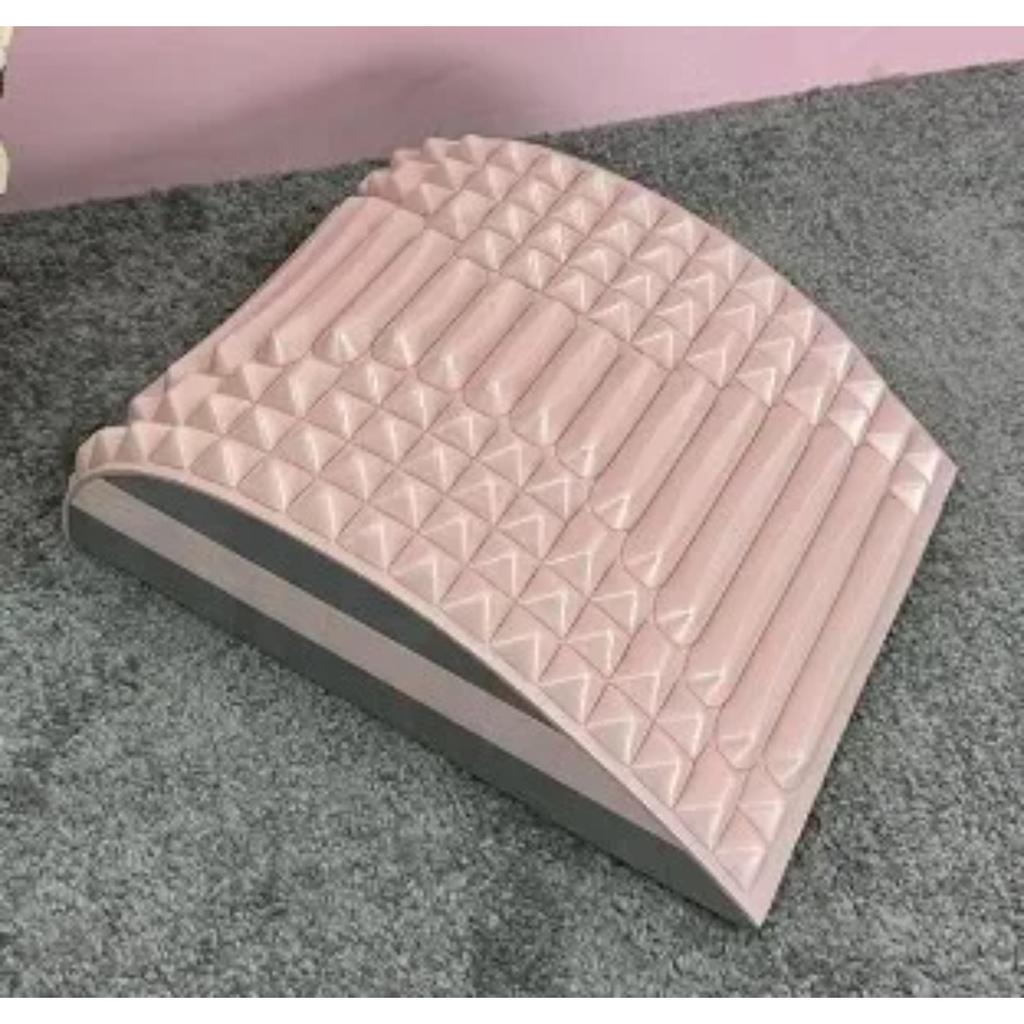 Anti-skid Orthopedic Lumbar Support, Belt Disc Herniation,Back Stretcher Pillow for Back Pain Relief,Sciatica Pain Relief
