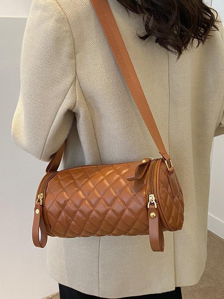 Fashion-forward Cylinder Shape Women's Sling Bag Ideal For Daily Use With Soft Pu Material