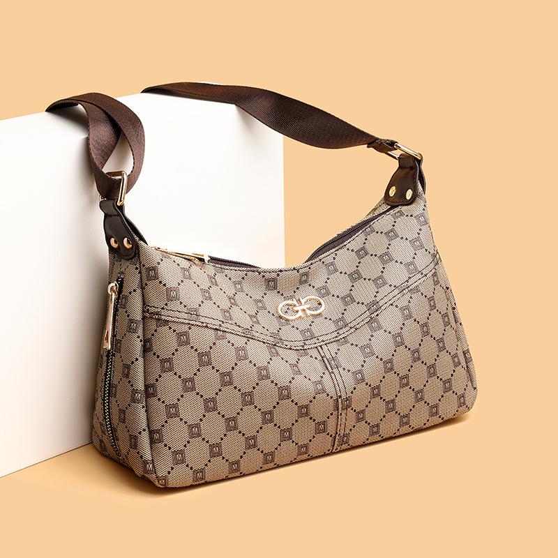 

Women s 2025 Crossbody & Shoulder Bag: Stylish, Versatile Small Square Handbag for Phones & Middle-Aged Ladies 30x12x19 cm