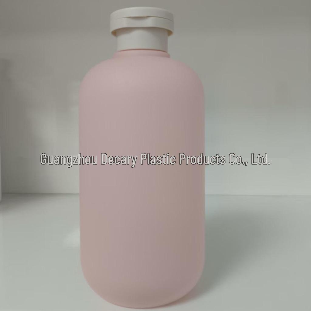 "500ml Flip-Top PE Plush Cosmetic Bottle for Lotion, Shampoo, or Shower Gel"