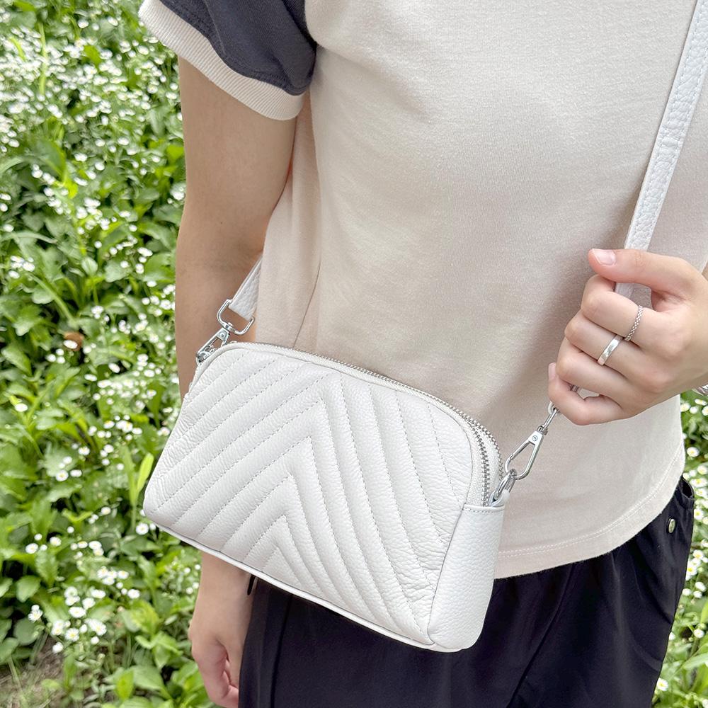 BRBAG BR_3305 Leather Crossbody Bag