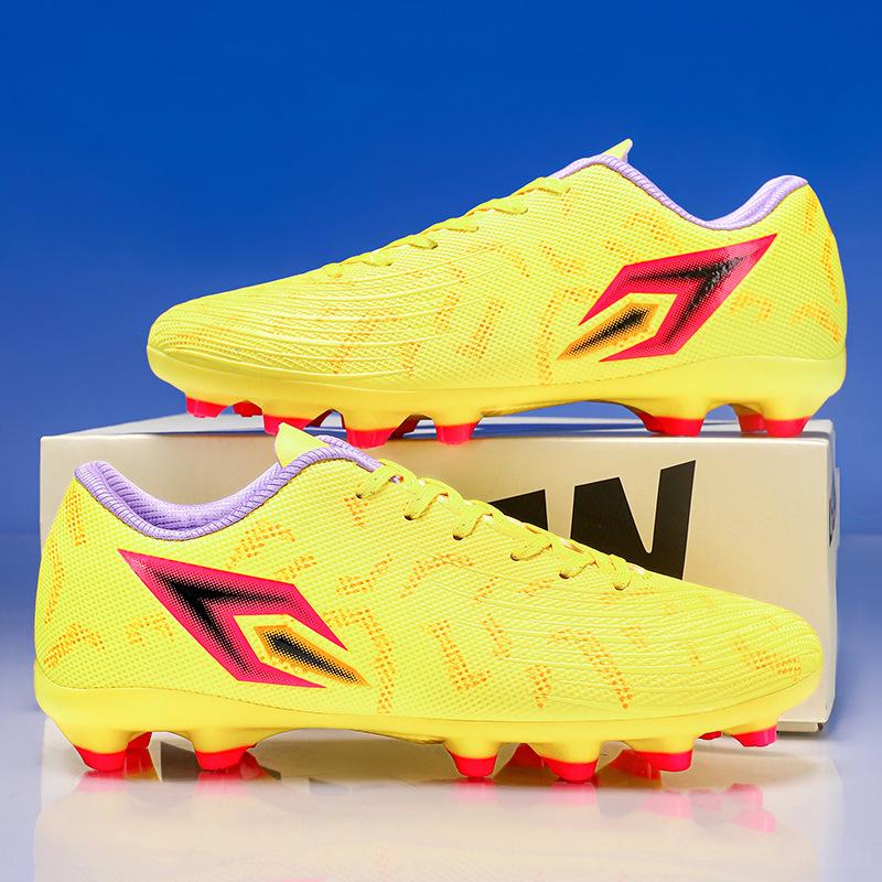 Spirit Fire Sword, Football Shoes TPU Spikes Artificial Turf Rubber Sole Leather Foot Student Children's Training Shoes