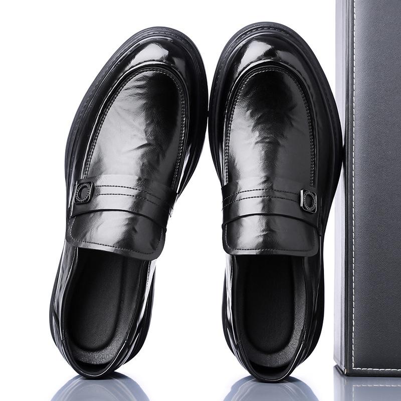 Spring Autumn British Style Dress Shoes for Men New Designer Fashion Cow Leather Shoes Male Solid Color Lace Casual Shoes Man
