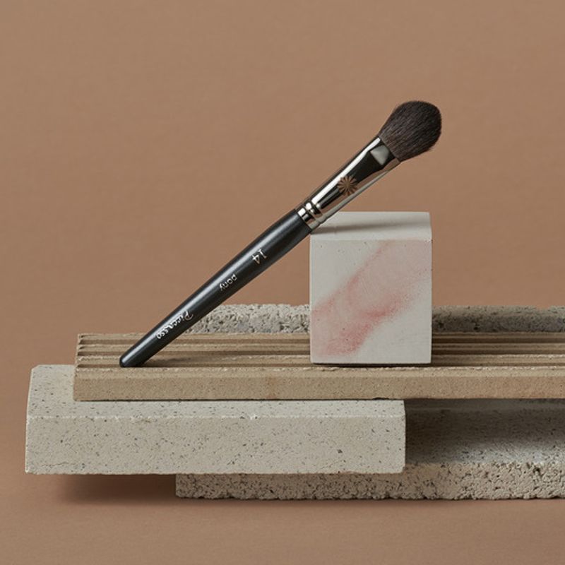 Piccasso PONY14 Blusher Pony14 highlighter or blusher