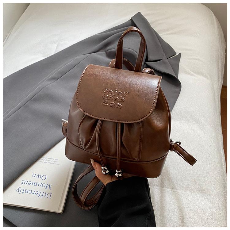 

2025 лето новая мода простой портативный сатчел зарубежный стиль девушка плечо маленький рюкзак модный повседневный рюкзак коричневый