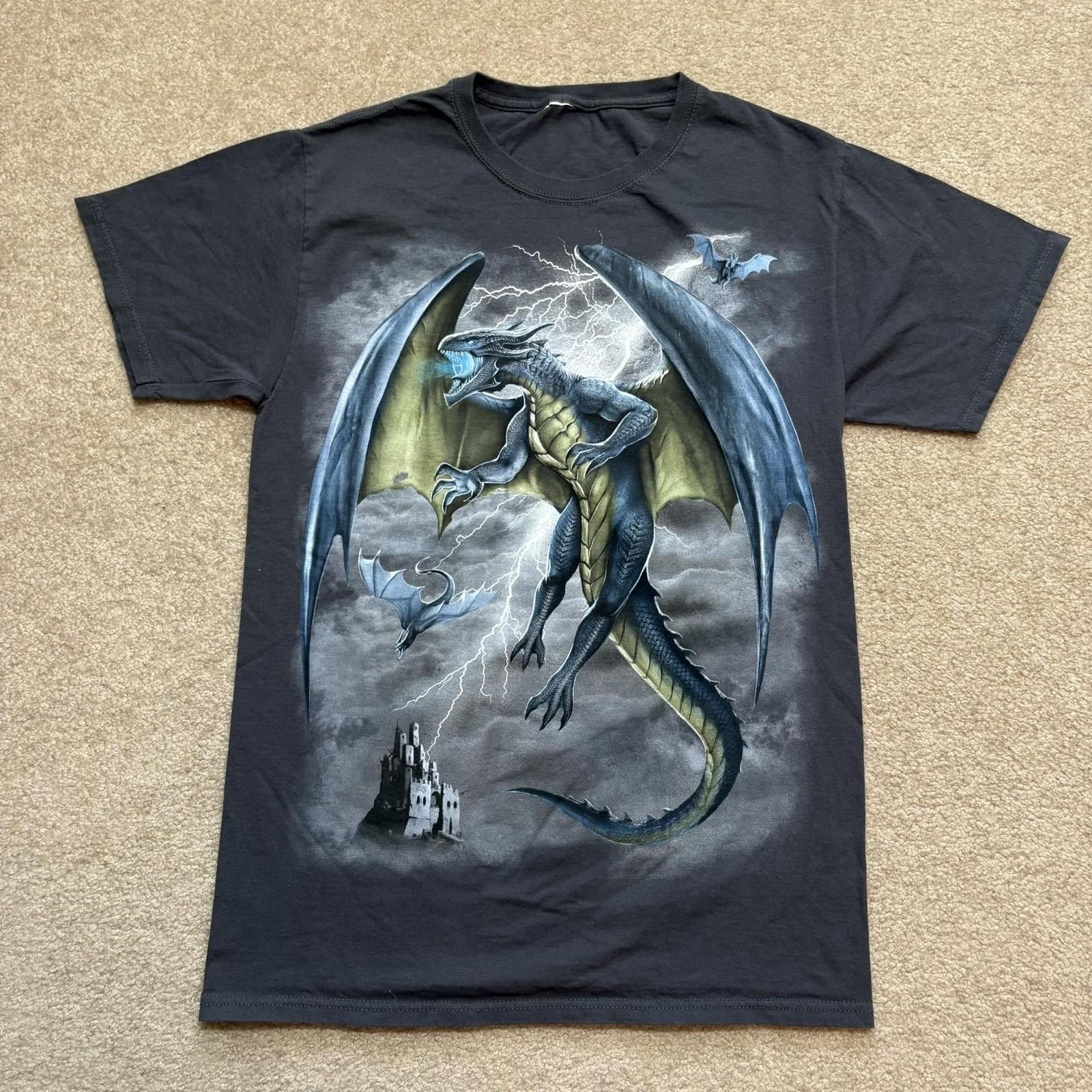 Dragon Fantasy Shirt Mens Small Black Lightning Storm Castle Graphic Tee Unisex T-Shirt M