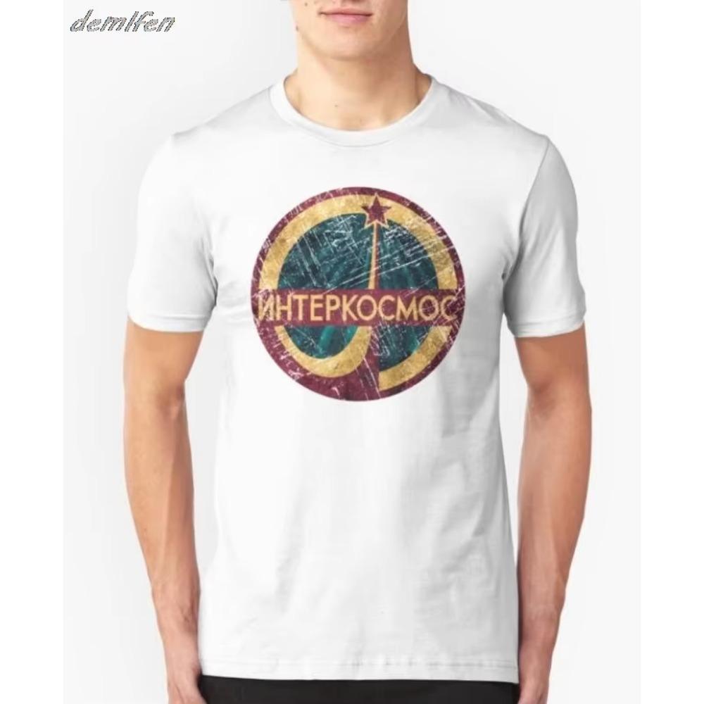 Russia CCCP Yuri Gagarin T-Shirt USSR Summer Cotton Short Sleeve O-Neck Men's T Shirt Family Soviet Cosmonaut 1961 T-shirt S-3XL