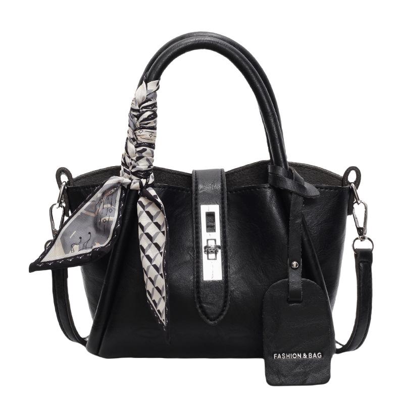 Shoulder Bag Women's New Hand Carry Messenger Bag