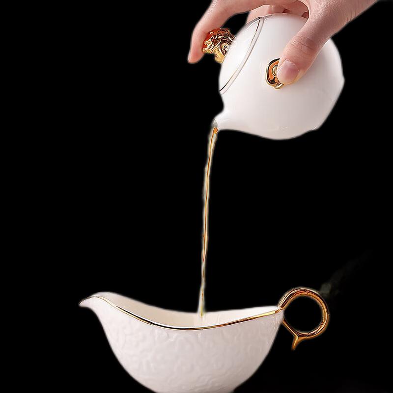 

Zhiqintang Dragon Soaring Portable Ceramic Tea Set