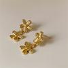 Korean version of exquisite flower stud earrings cold wind light luxury high-end earrings niche design fashion simple earrings tide