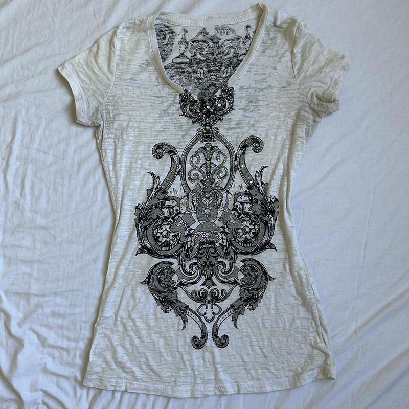 TrendHub 2000s Retro Japanese Style Emo T-shirt Women Vintage Y2K Grunge Cyber Crop Tops Rhinestone Graphic Short Sleeve V Neck Tees