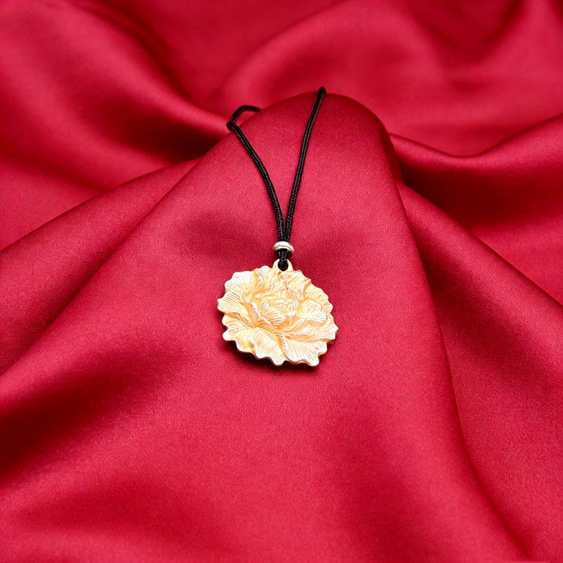 Antique Sand Gold Chinese Peony Pendant Necklace: Silver-Plated National Style Sweater Chain for Women, Symbolizing Wealth and Prosperity