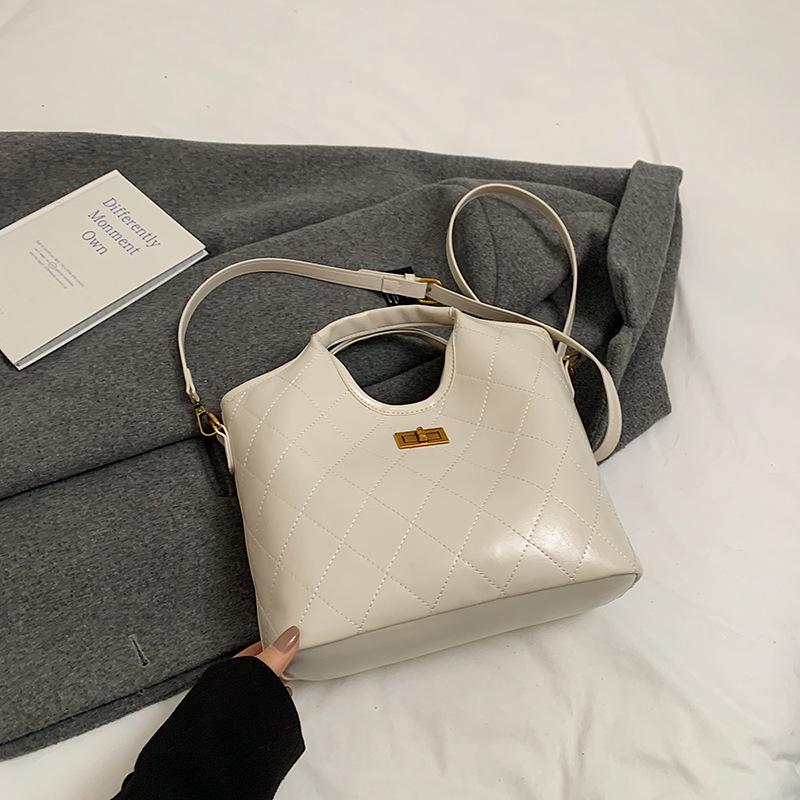 Popular Hot-selling Niche High-end Diamond Embroidery Thread Portable Bucket Bag Commuter Versatile Oil Wax Leather Messenger Women's Bag