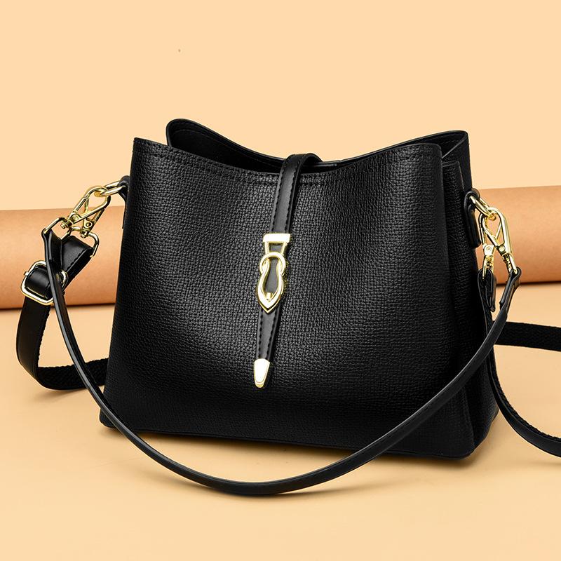 Large Capacity Bag, Single Shoulder Bag, New Stylish Women's Crossbody Bag, Simple and Versatile Bucket Bag