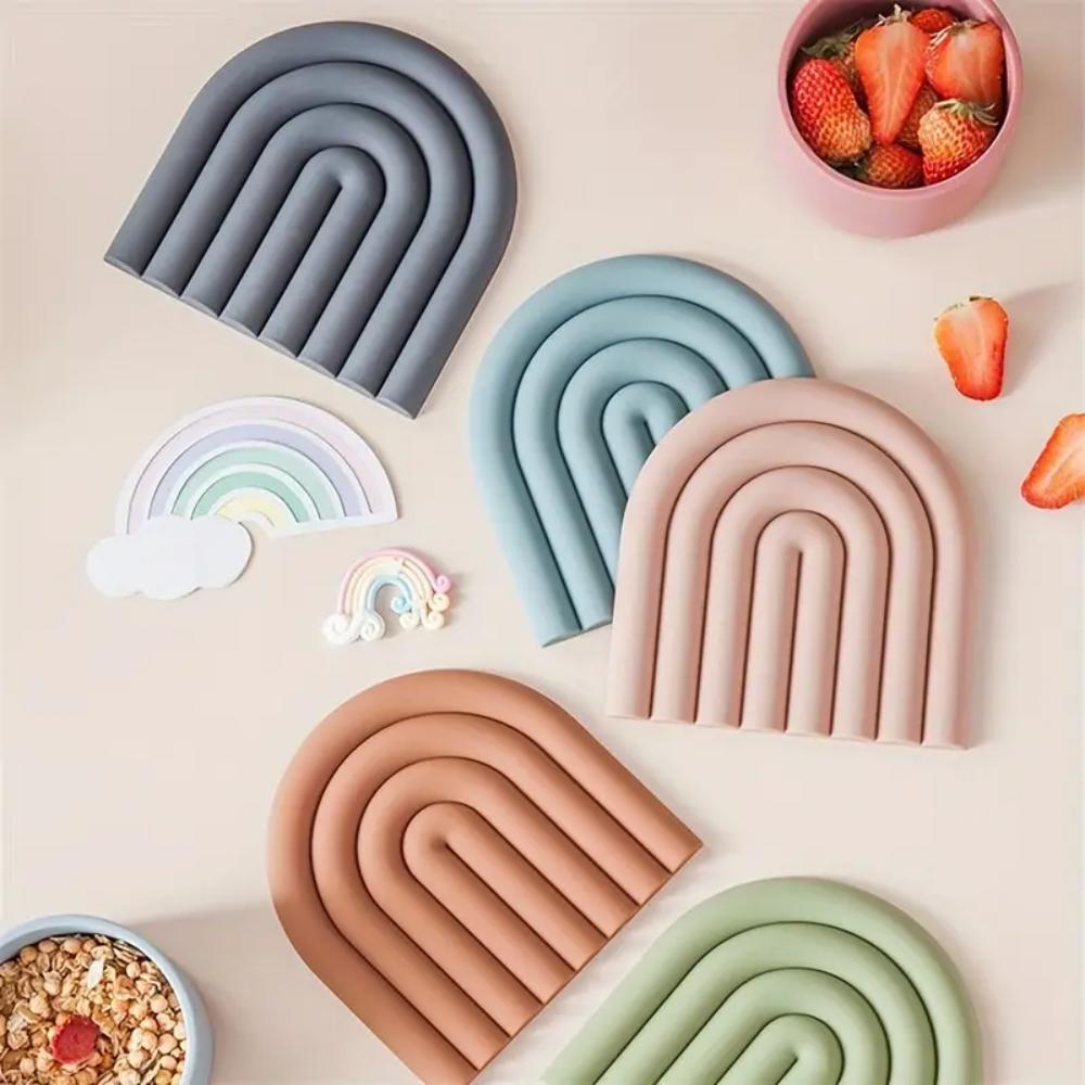 Multi-colored Cloud-shaped Coasters, Multi-functional Non-slip Heat-insulating Kitchen Mats, Silicone Tripods