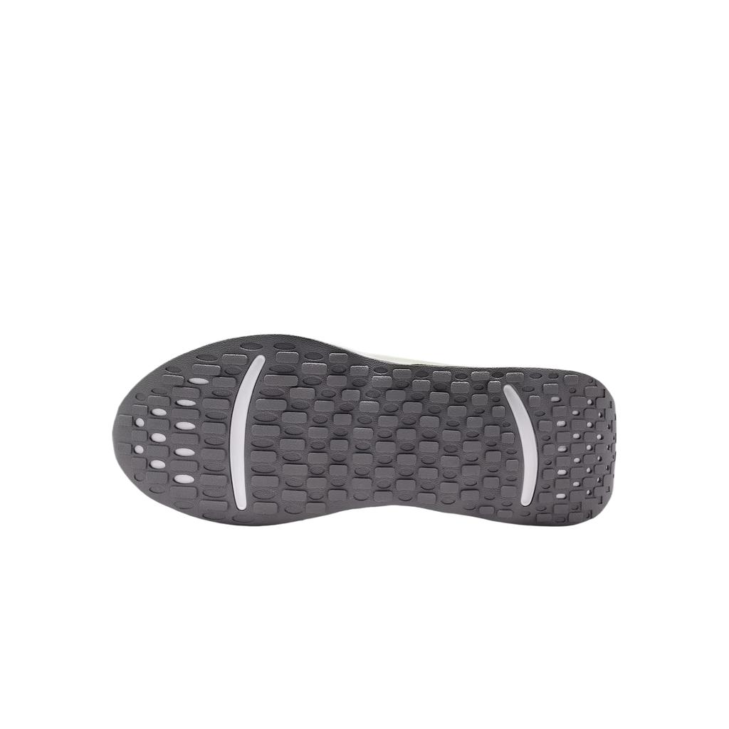 Nike Promina