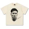 T-shirt met zwart-wit portret van Lionel Messi en zijn handtekening, unisex vintage oversized katoenen streetwear-shirt voor voetbalfans.
