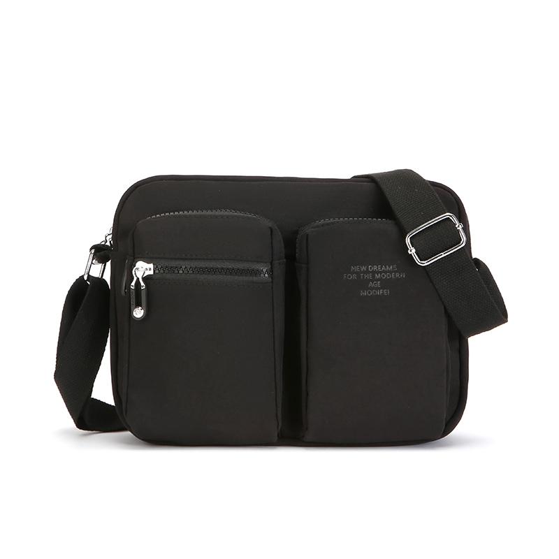 Women's Large Capacity Shoulder Bag Water-repellent Nylon Crossbody Bag Outdoor Handbag