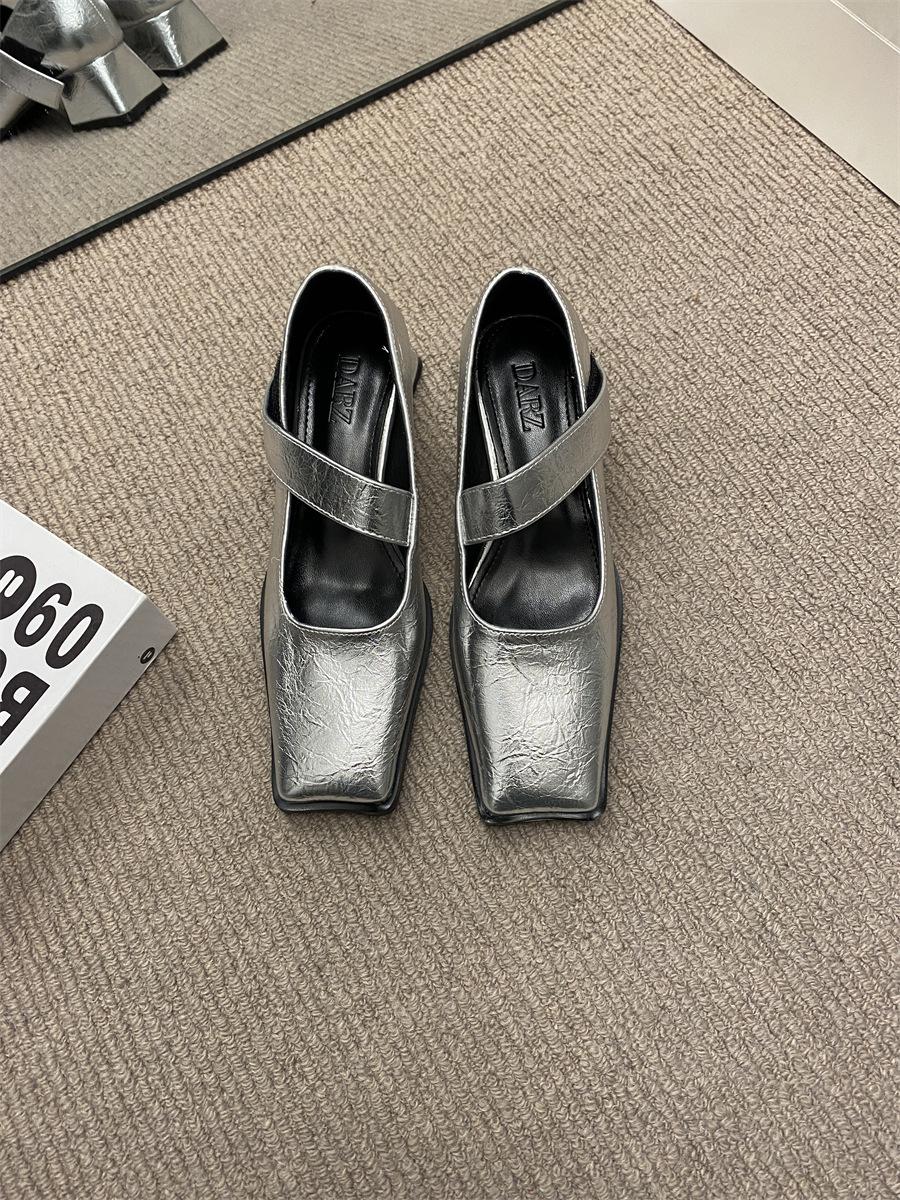 

Серебристые туфли на толстом каблуке для женщин Новые весенние кожаные туфли во французском стиле Туфли на высоком каблуке Женская обувь 39