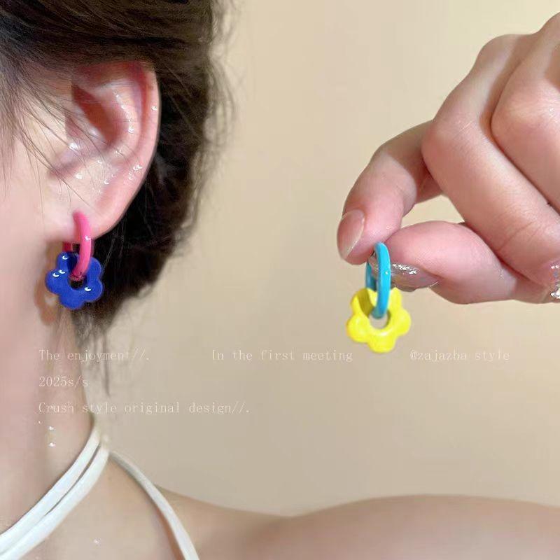 Dopamine Contrast Color Flower Ear Buckles Women'S Summer Sweet And Cute Earrings Earrings Small Earrings