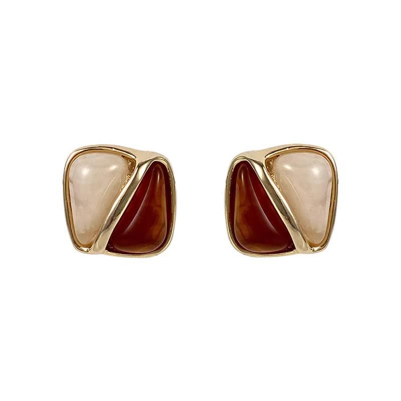 Autumn Winter 2025 High-End Maillard Color Block Coffee Ear Clips and Stud Earrings for Women