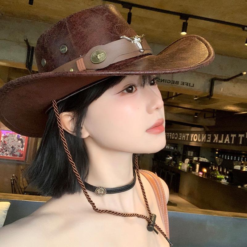 1Pc This Jazz Hat  Its Unique Texture Design  Features A Distinctive Bull Head Belt With Riveted.Instantly Catches The Eye And