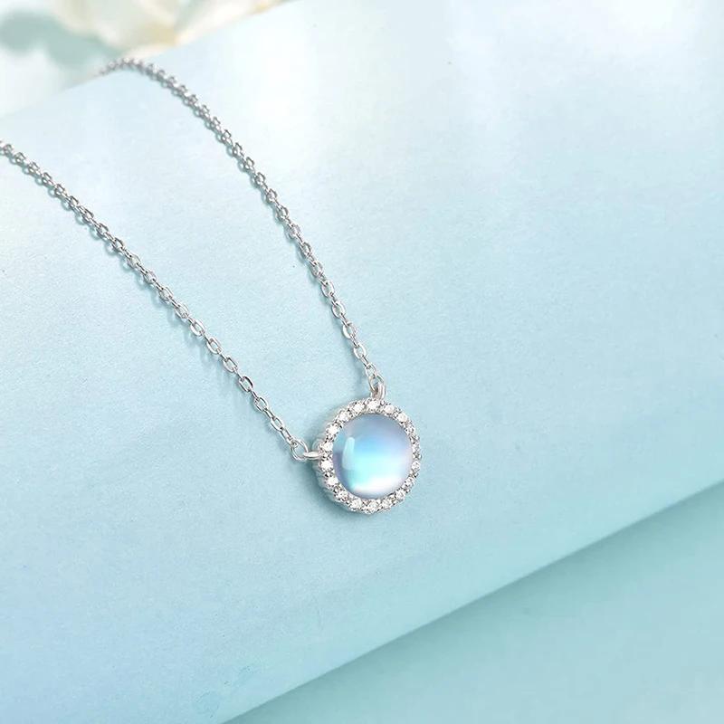 Huitan Fresh Pendant Necklace with Imitation Moonstone Shiny Soft Female Accessories for Engagement Fashion Wedding Band