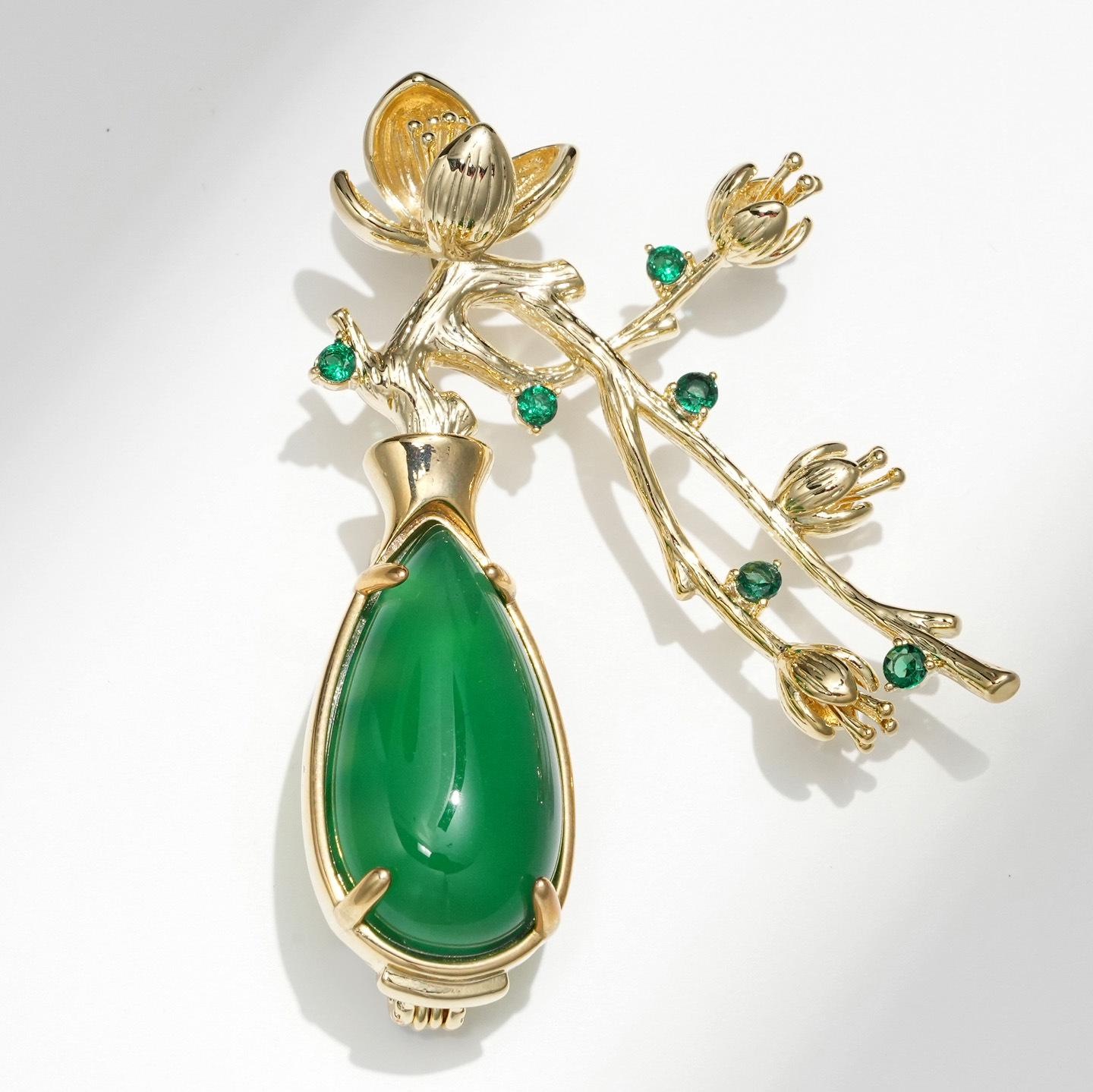 Bo Xin Yun High-End Green Agate Vase Brooch - Versatile Luxury Accessories