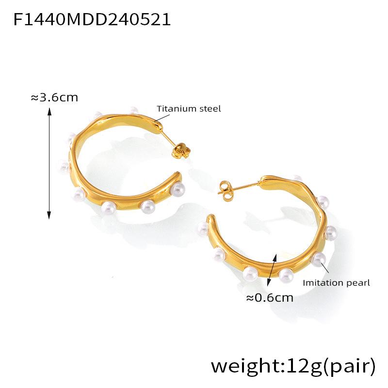 

Трендовые европейские и американские серьги-кольца: Пресноводный жемчуг, Титановая сталь