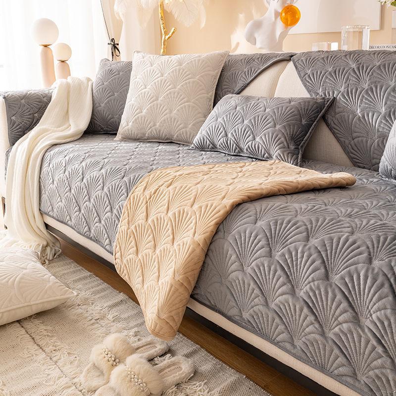 Autumn Winter Plush Sofa Cover Cushion Solid Color Plaid Non -Slip Filling Living Room Sofa Covers Towel Furniture Protective