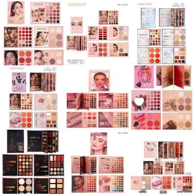 Palette de Maquillage Tout-en-Un Multicolore: Ensemble Style Livre avec des Teintes Mattes, Irisées et Blush
