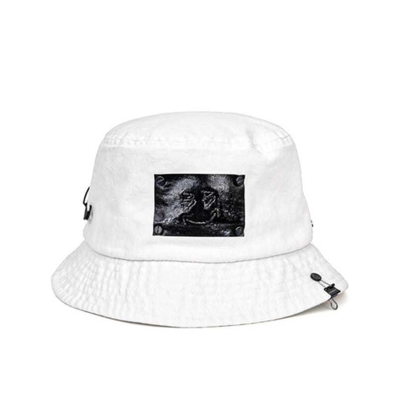 

ЧЕРНЫЙБЛОНД BBD Джинсовая панама Запертая улыбка (белый) FREE